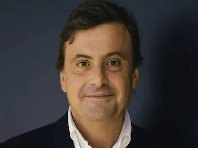 Carlo Calenda raccomanda OndaVerità